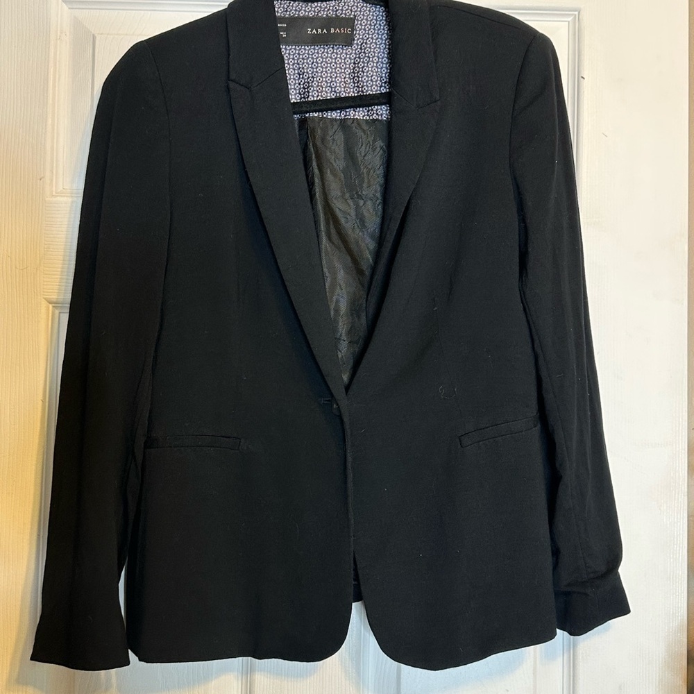 Zara‎ Black Blazer